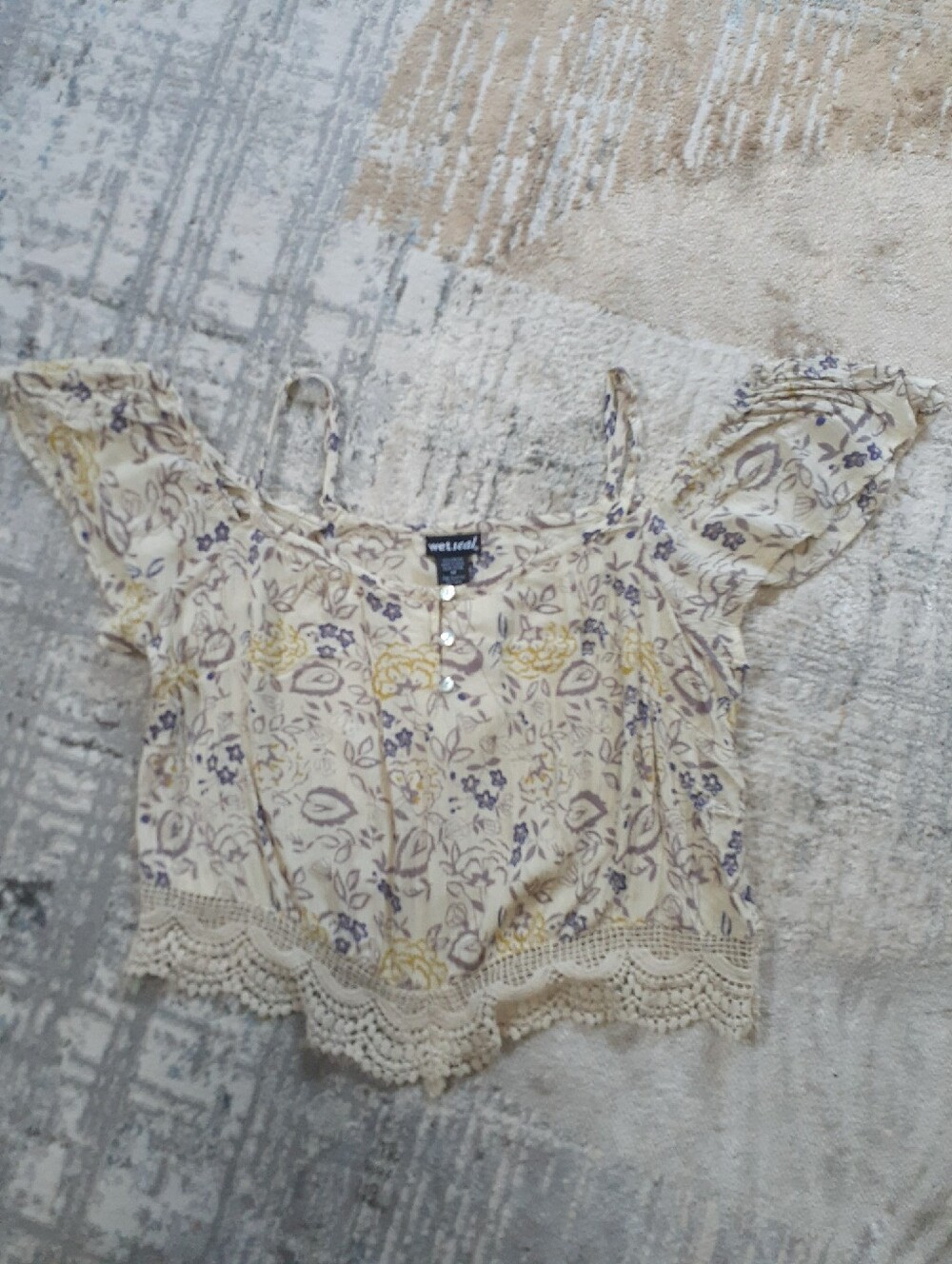 Wet Seal cream and purple floral cold shoulder top - Picture 6 of 6